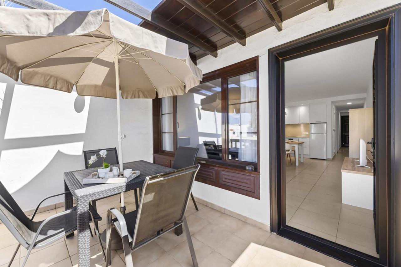 Casahost Bastian Boutique II Seaview Apartment Costa Teguise Exterior foto