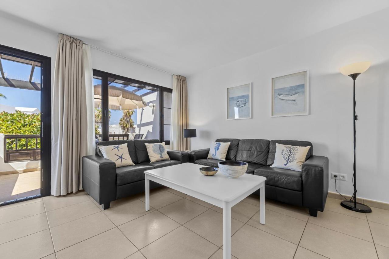 Casahost Bastian Boutique II Seaview Apartment Costa Teguise Exterior foto
