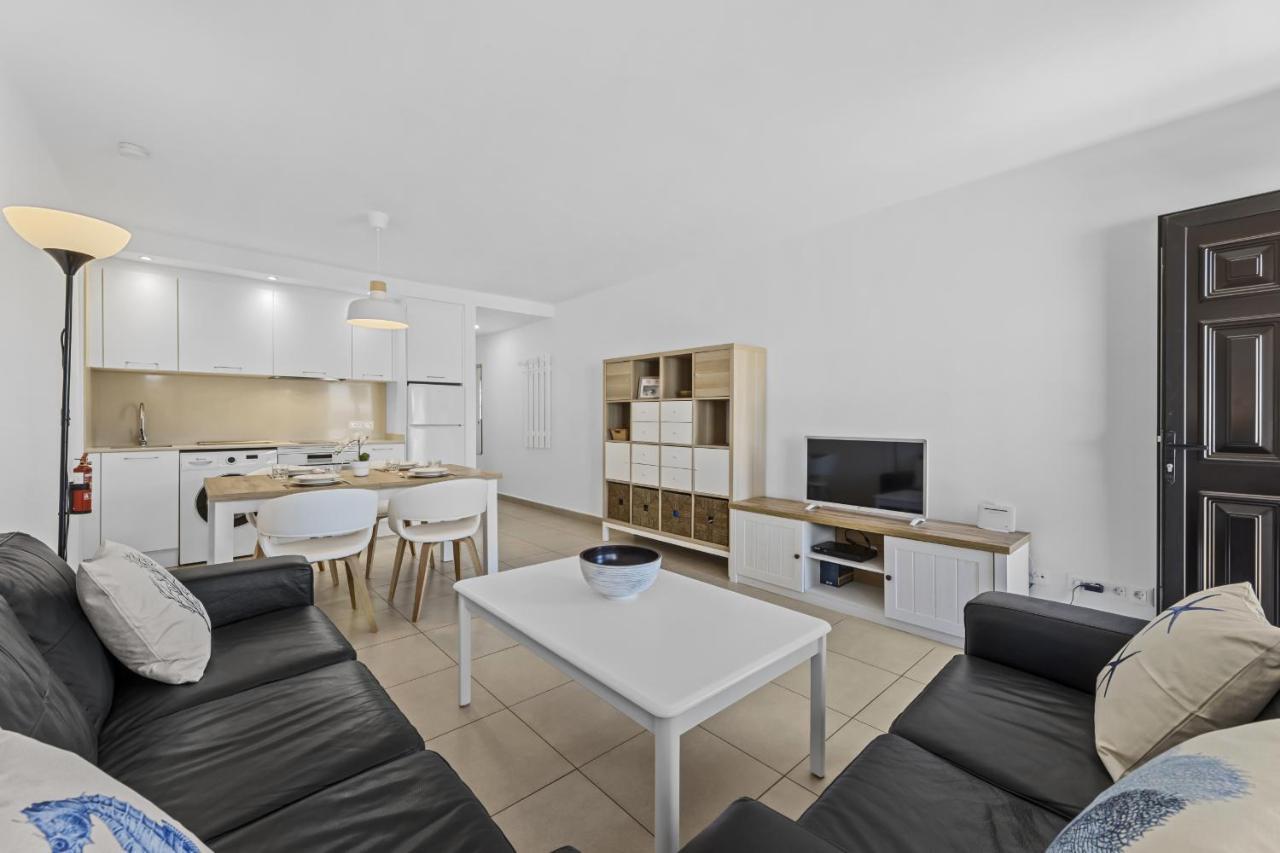 Casahost Bastian Boutique II Seaview Apartment Costa Teguise Exterior foto